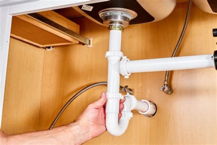 How Do You Fix A Kitchen Sink Drain Pipe??